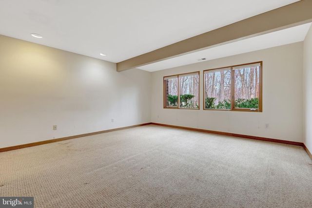 8620 POLK ST, Mclean, VA 22102