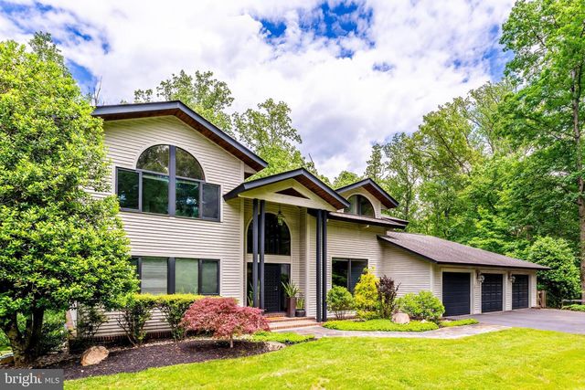 8620 POLK ST, Mclean, VA 22102