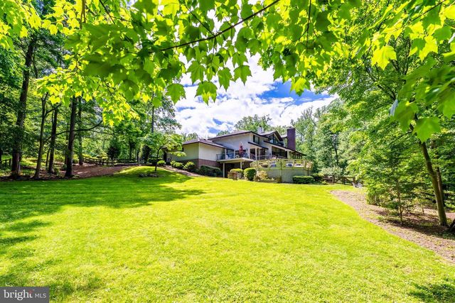 8620 POLK ST, Mclean, VA 22102