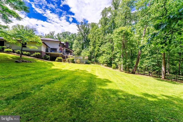 8620 POLK ST, Mclean, VA 22102