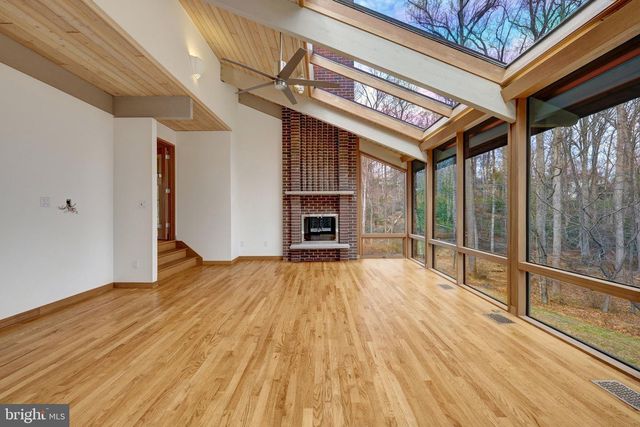 8620 POLK ST, Mclean, VA 22102