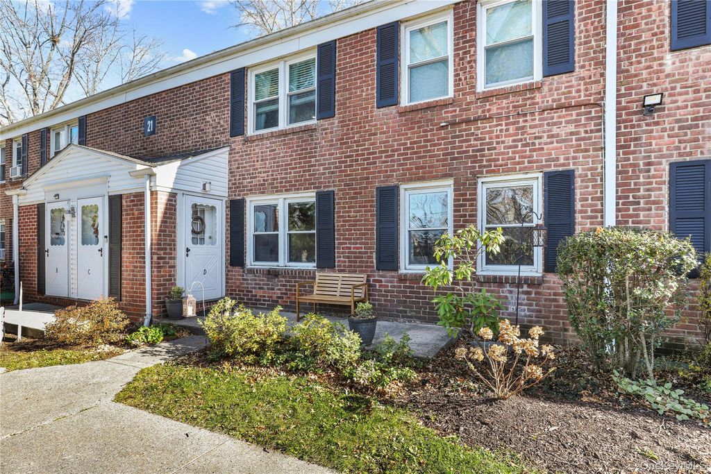 120 N Broadway 21D, Irvington, NY 10533