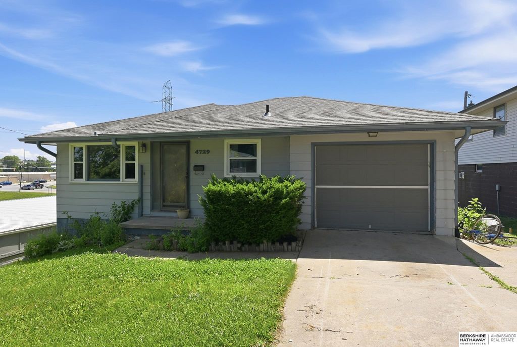 4729 S 78th Street, Ralston, NE 68127