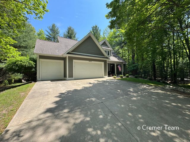 6512 Boulder Drive, Norton Shores, MI 49444