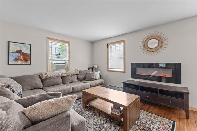 20 Suffolk Lane, Essex, VT 05452