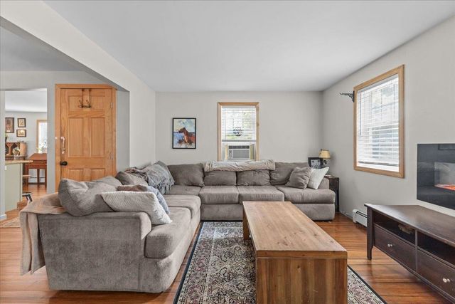 20 Suffolk Lane, Essex, VT 05452