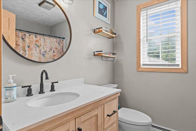 20 Suffolk Lane, Essex, VT 05452
