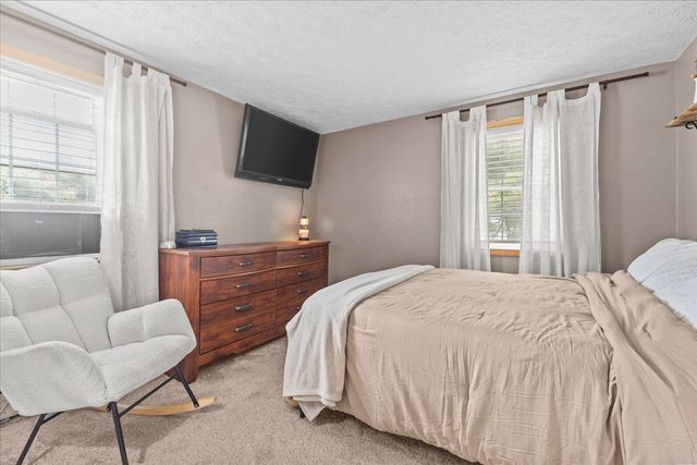 20 Suffolk Lane, Essex, VT 05452