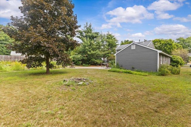 20 Suffolk Lane, Essex, VT 05452