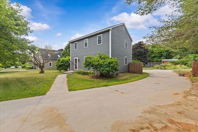 20 Suffolk Lane, Essex, VT 05452