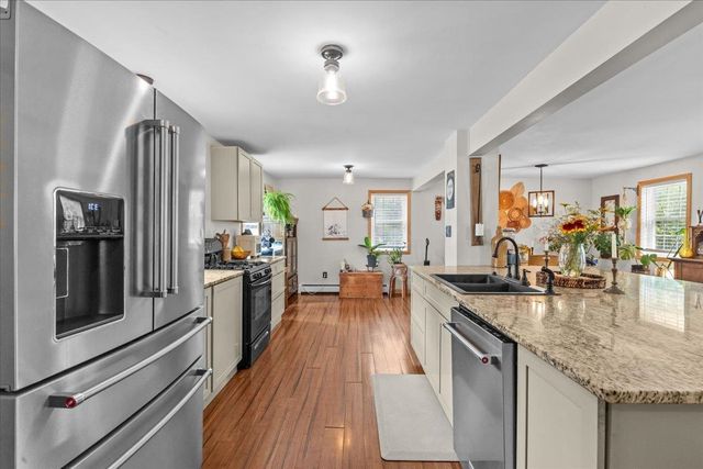20 Suffolk Lane, Essex, VT 05452