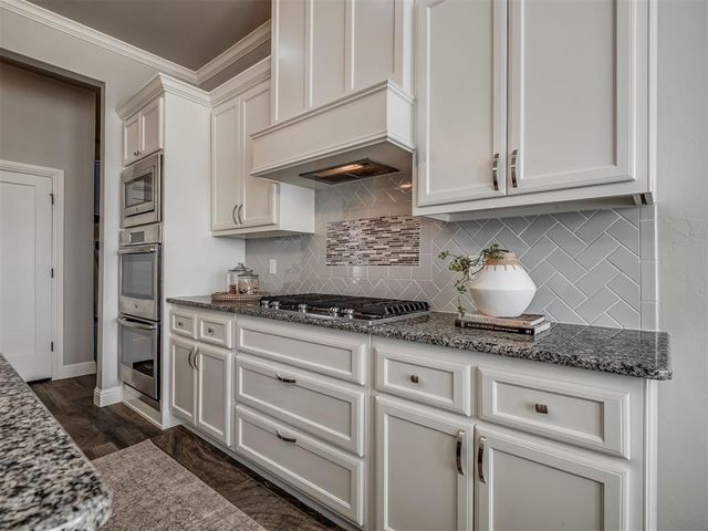 5508 Courtland Lane, Choctaw, OK 73020