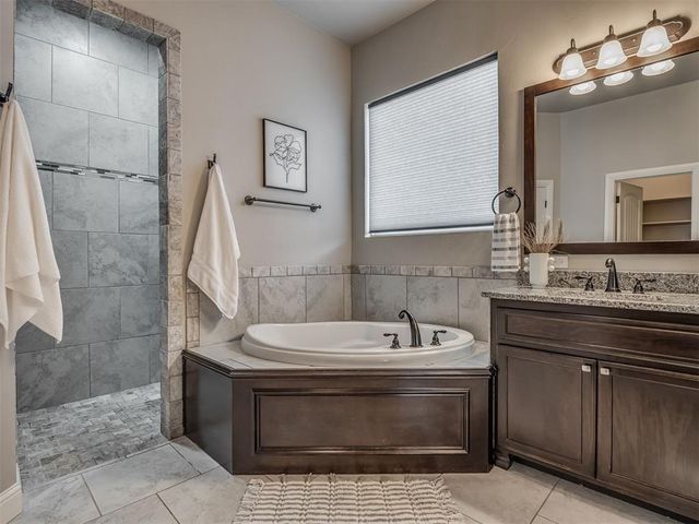 5508 Courtland Lane, Choctaw, OK 73020