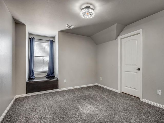 5508 Courtland Lane, Choctaw, OK 73020