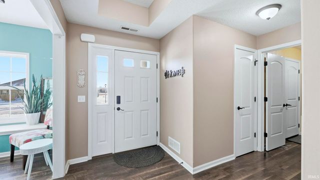 5932 Hemingway Run, Fort Wayne, IN 46814