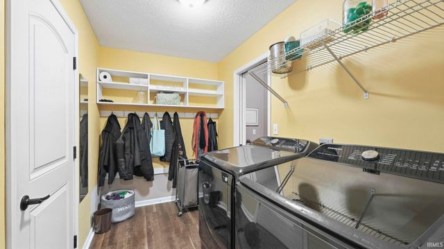 5932 Hemingway Run, Fort Wayne, IN 46814