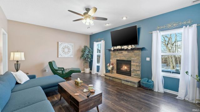 5932 Hemingway Run, Fort Wayne, IN 46814