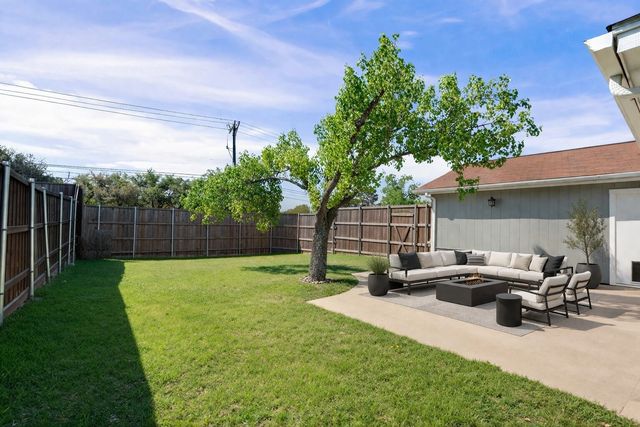 2720 Oak Trail, Carrollton, TX 75007