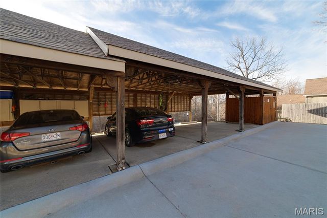 2278 Rule Avenue C, Maryland Heights, MO 63043