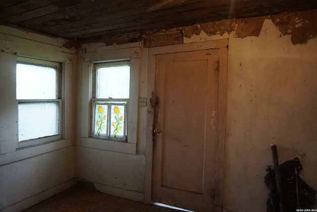 104 New York Pl, San Antonio, TX 78214