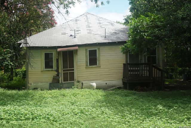 104 New York Pl, San Antonio, TX 78214