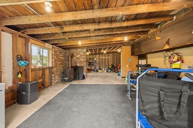 9 Green St, Foxboro, MA 02035