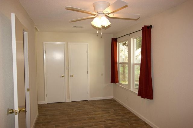 6110 Wing Feather DR, Austin, TX 78744