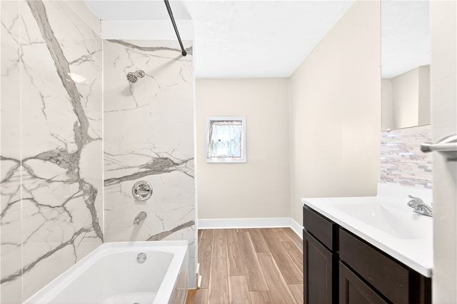 145 Plymouth Street 1, Mt Washington, PA 15211