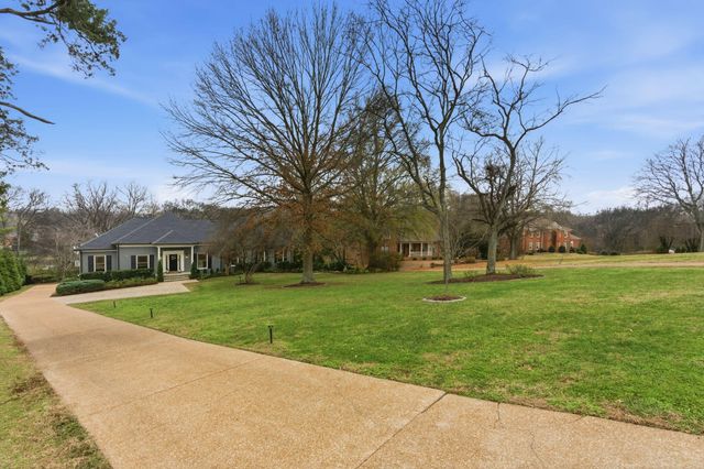 1210 Choctaw TRL, Brentwood, TN 37027