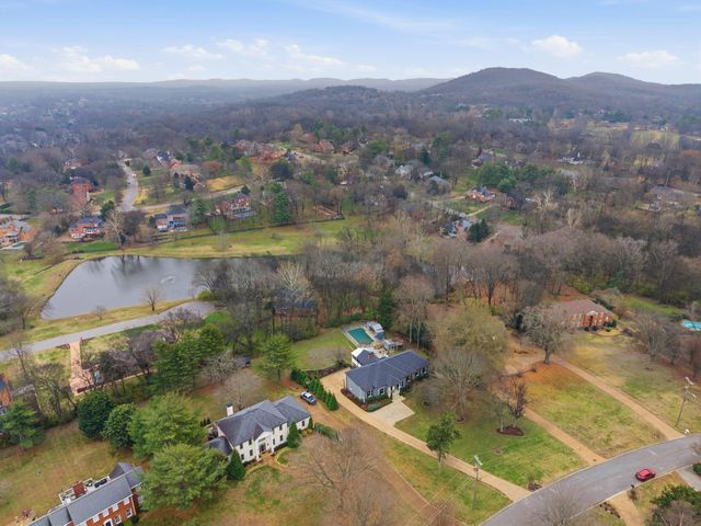 1210 Choctaw TRL, Brentwood, TN 37027