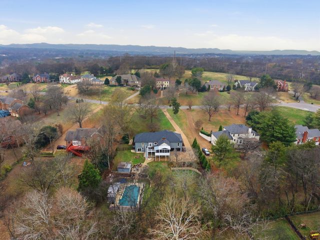 1210 Choctaw TRL, Brentwood, TN 37027