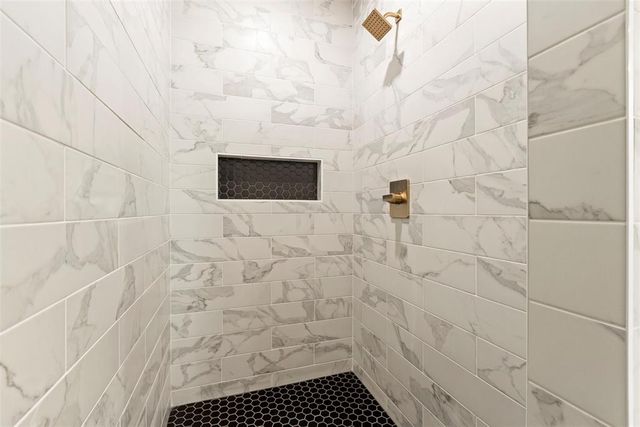 3024 Deer Run Trail, Guthrie, OK 73044