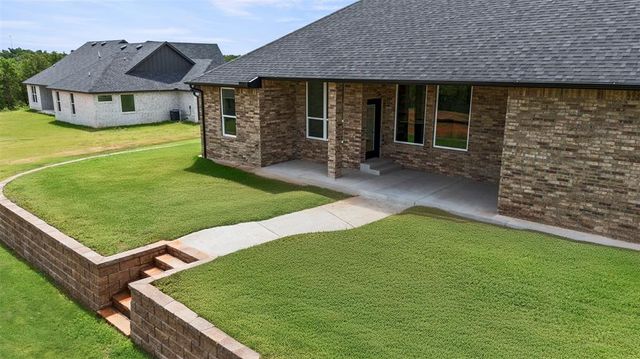 3024 Deer Run Trail, Guthrie, OK 73044