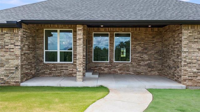 3024 Deer Run Trail, Guthrie, OK 73044