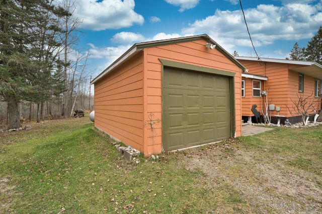 41443 County Road 332, Bovey, MN 55709