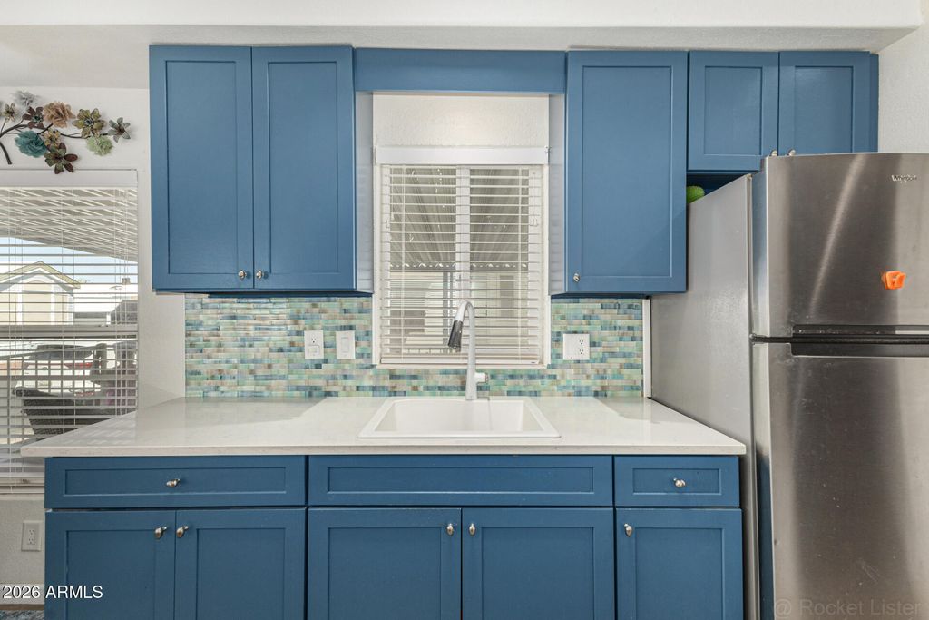 Image 11 of property listing at 10950 W Union Hills Drive 2415, Sun City, AZ 85373