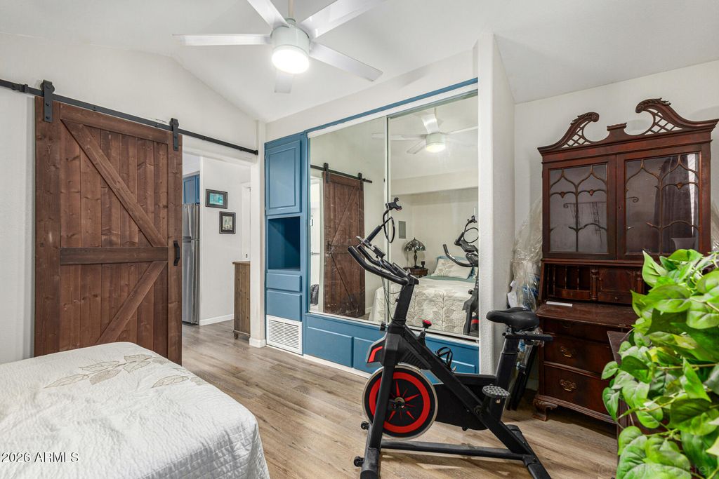 Image 13 of property listing at 10950 W Union Hills Drive 2415, Sun City, AZ 85373