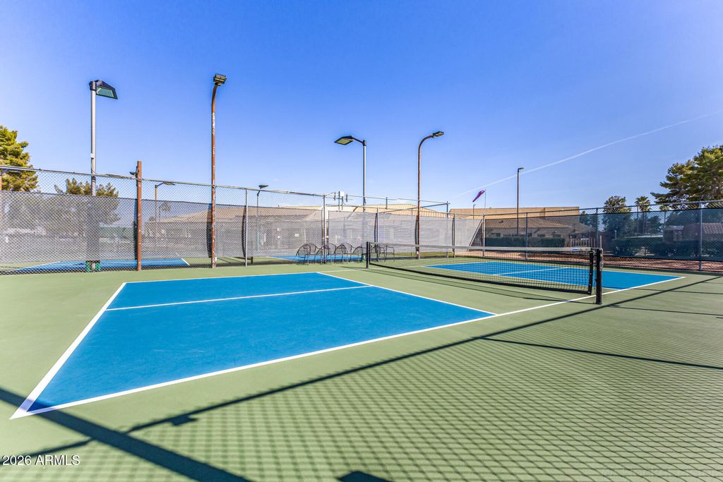 Image 18 of property listing at 10950 W Union Hills Drive 2415, Sun City, AZ 85373