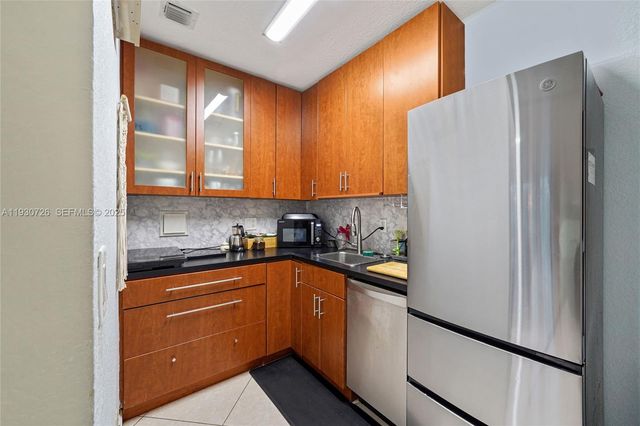 1491 NW 159th Ave, Pembroke Pines, FL 33028