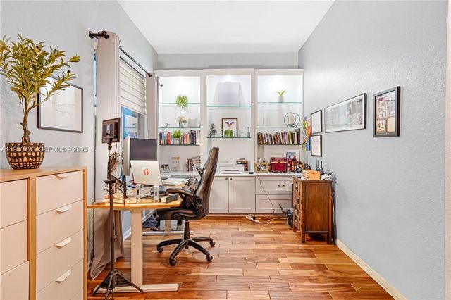 1491 NW 159th Ave, Pembroke Pines, FL 33028