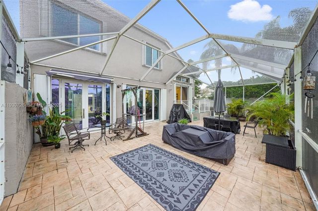 1491 NW 159th Ave, Pembroke Pines, FL 33028