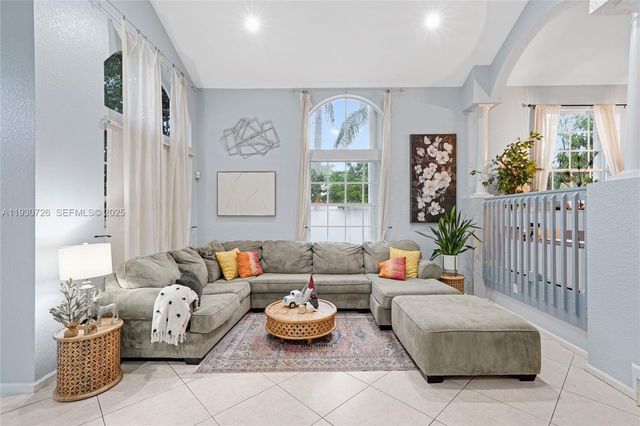 1491 NW 159th Ave, Pembroke Pines, FL 33028