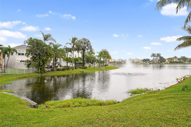 1491 NW 159th Ave, Pembroke Pines, FL 33028