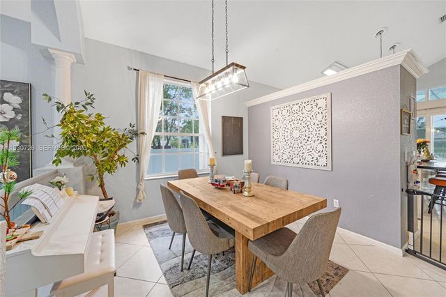 1491 NW 159th Ave, Pembroke Pines, FL 33028