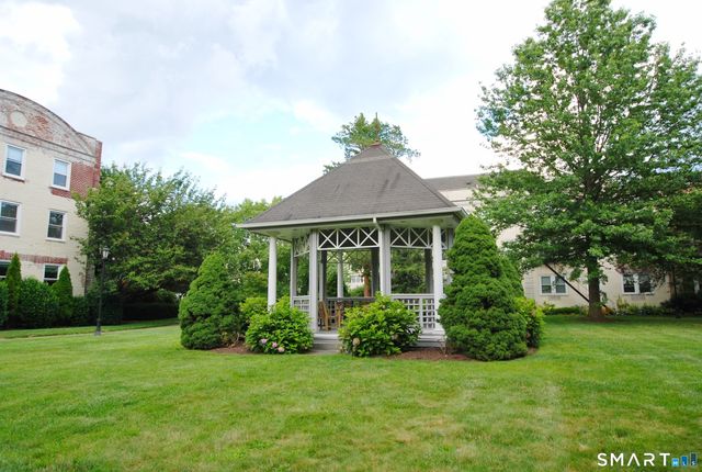 132 Summer Street 1C, Stamford, CT 06905
