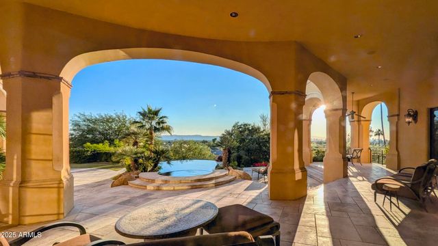 4836 E White Gates Drive, Phoenix, AZ 85018