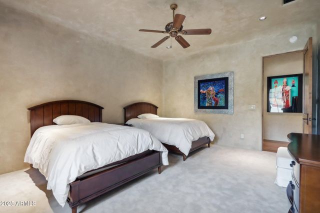 4836 E White Gates Drive, Phoenix, AZ 85018