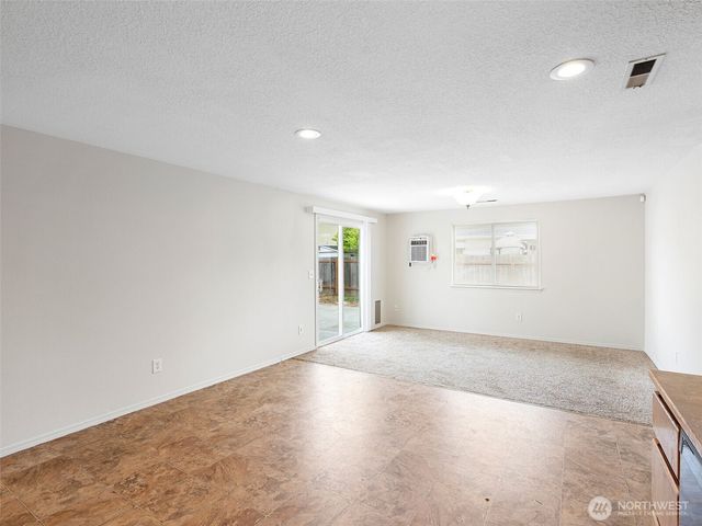 15420 NE 84th Street, Vancouver, WA 98682