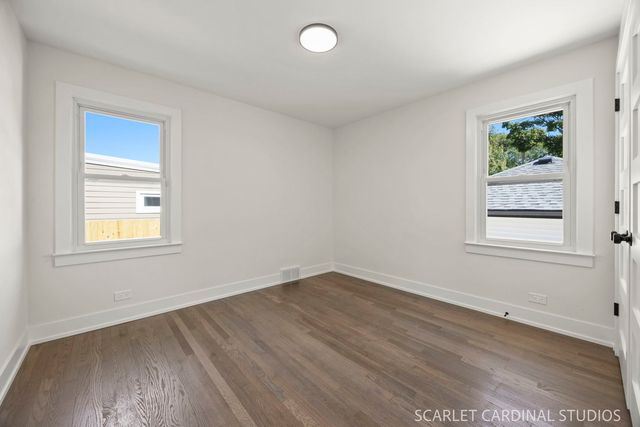 606 E Washington Street, Villa Park, IL 60181