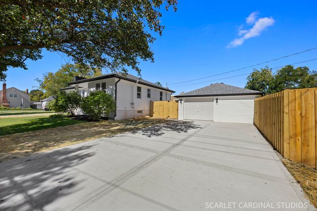 606 E Washington Street, Villa Park, IL 60181